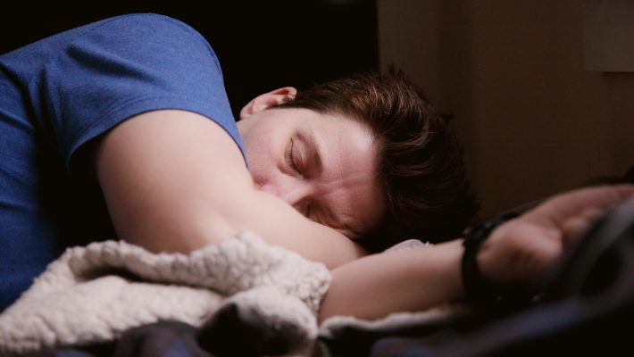 Il legame tra qualità del sonno e soddisfazione relazionale