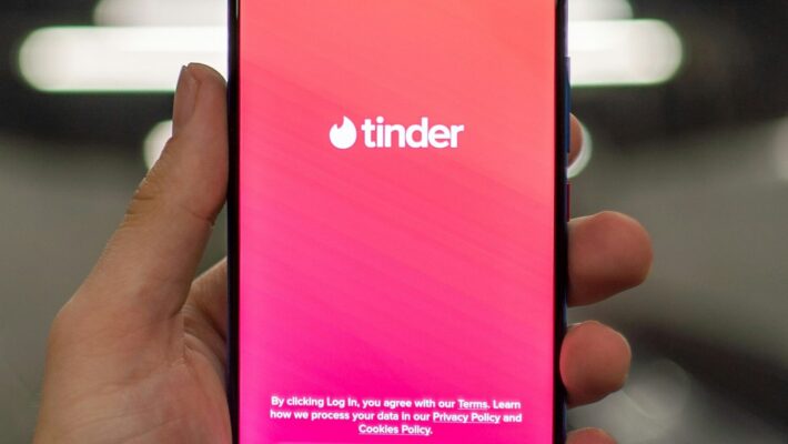 È possibile fare swipe eccessivamente sulle app di dating?