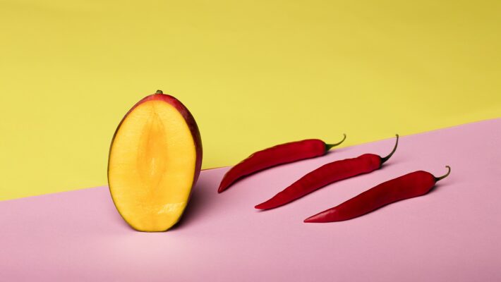 Poliamore, scambismo e relazioni aperte: quanto sono davvero diffusi?