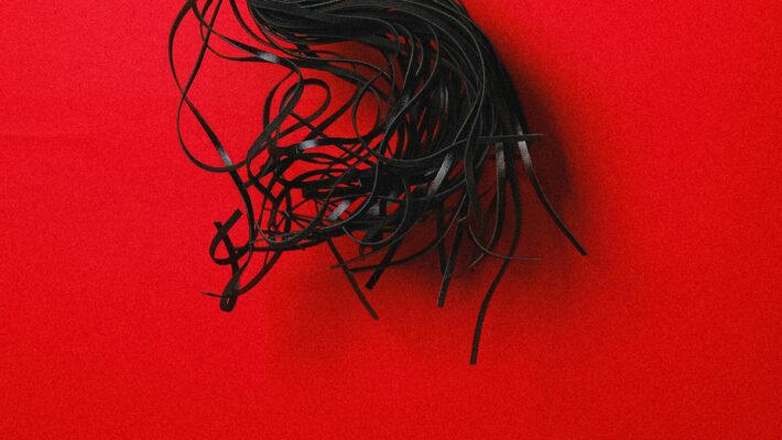 Quanto è diffuso il sesso violento? La ricerca evidenzia un netto divario generazionale