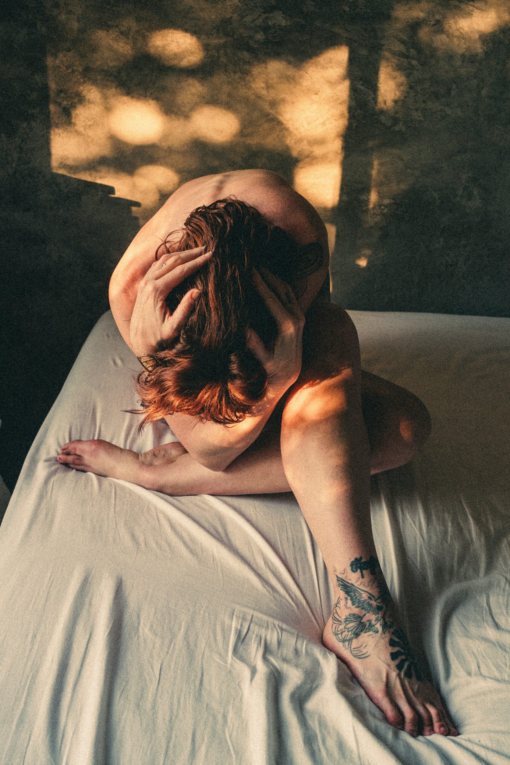 Le persone con ansia sociale hanno meno probabilità di sperimentare il cosiddetto “afterglow emotivo” dopo il sesso, cioè quella sensazione di benessere e positività che spesso si prova il giorno successivo.